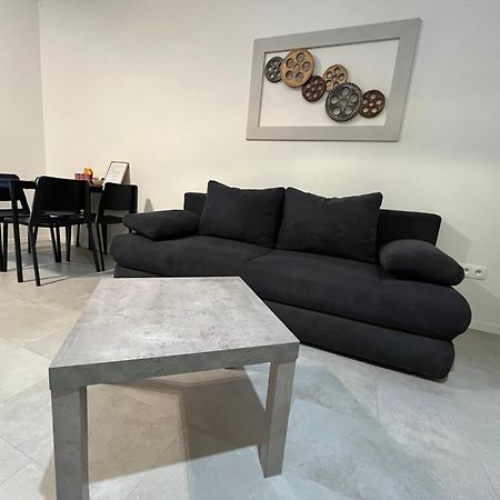 Deluxe Apartment Trenčín Esterno foto