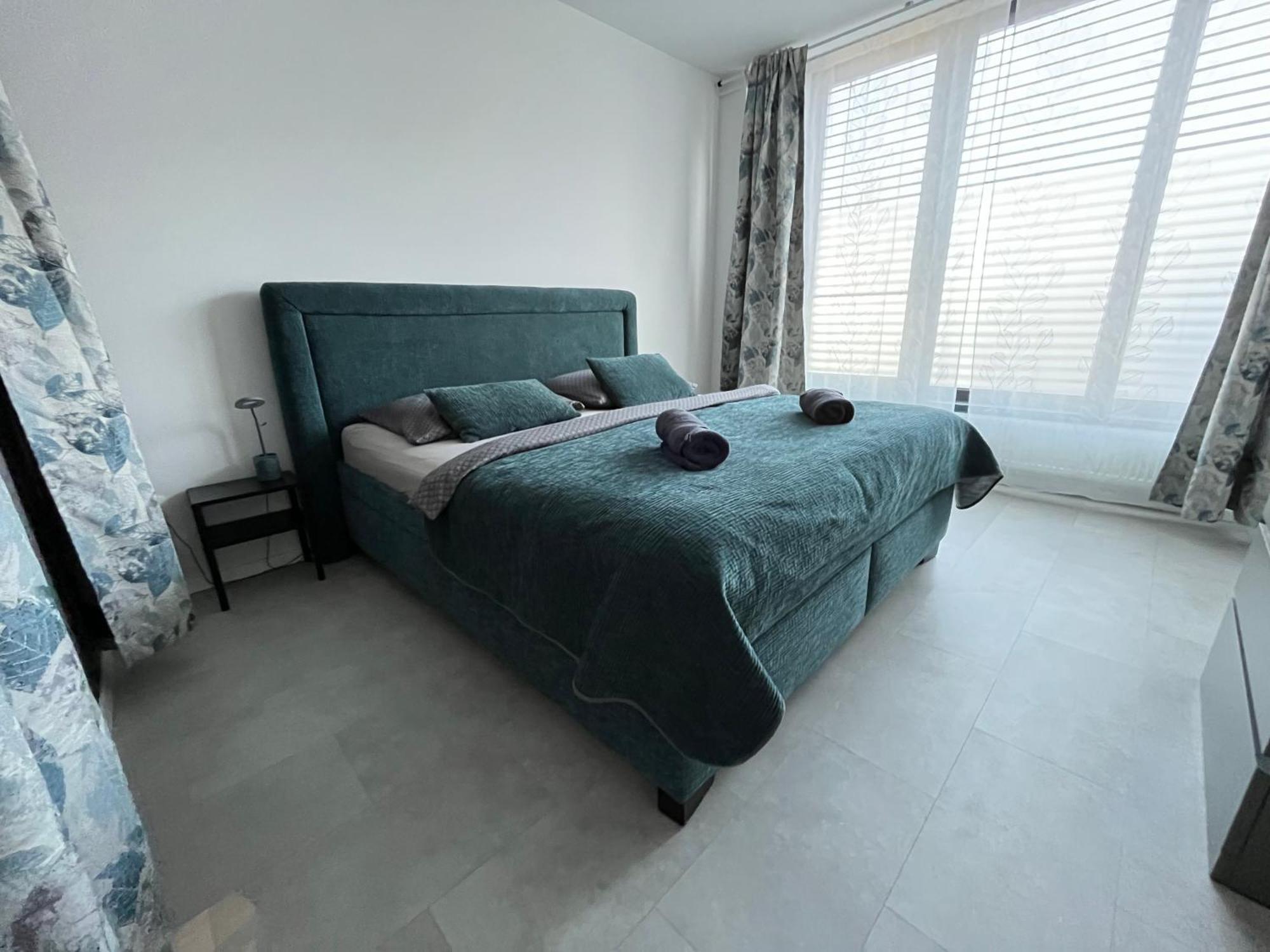 Deluxe Apartment Trenčín Esterno foto